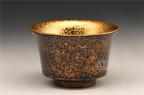 大漆金杯（折颜） 78019.jpg