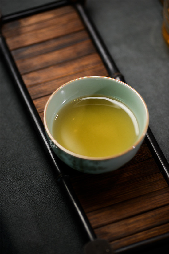 天青精工观月杯（峭茜青葱间） [ 编号：87184.JPG