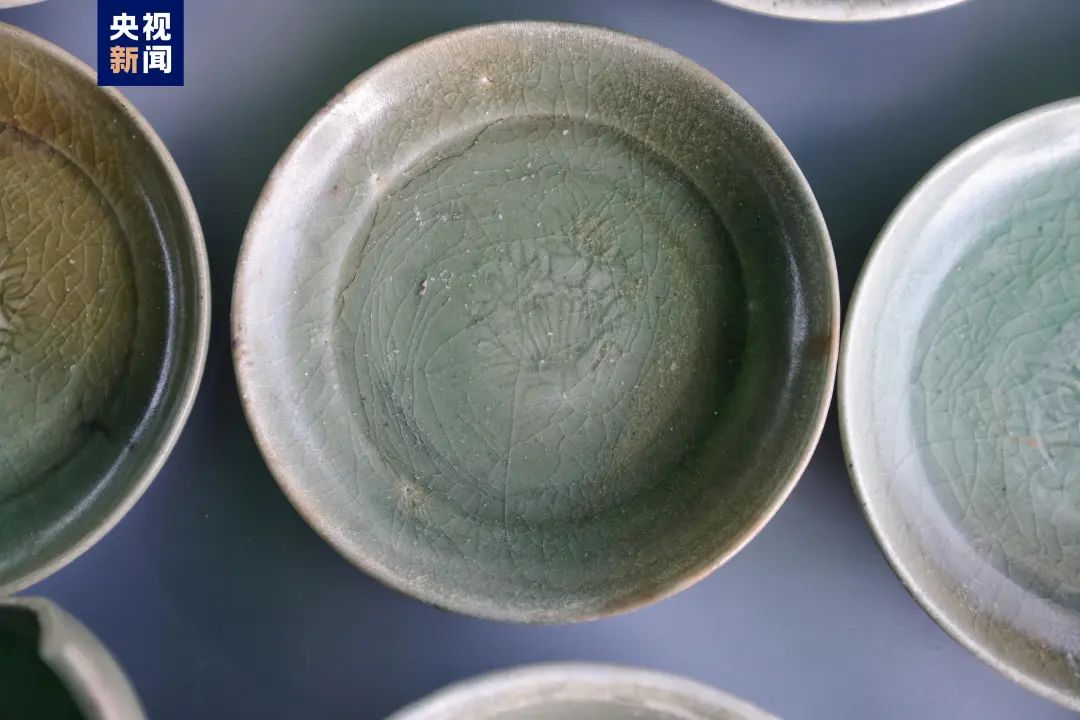 满载龙泉青瓷！漳州圣杯屿已出水瓷器类文物上百件