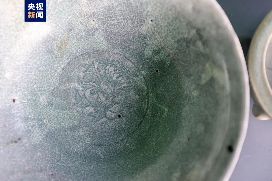 满载龙泉青瓷！漳州圣杯屿已出水瓷器类文物上百件